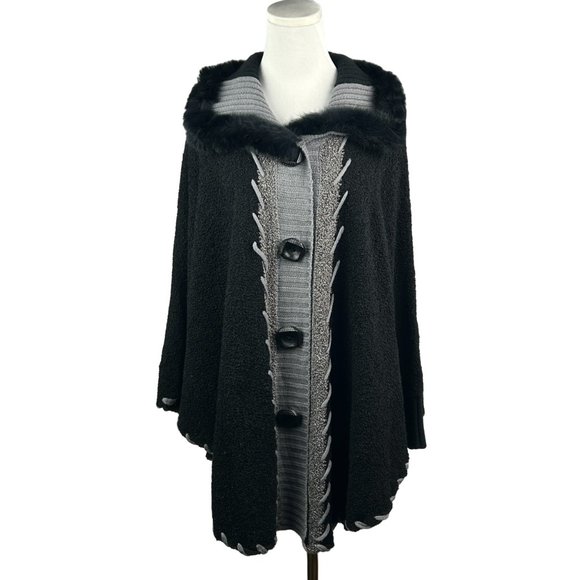 Cardigan Cape One Size Batwing Sleeve Button Front Black Grey‎ Faux Fur Collar - Picture 1 of 15